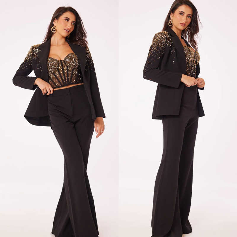 Unique Women'S Formal Wear - Costumes pour femmes au design unique,
