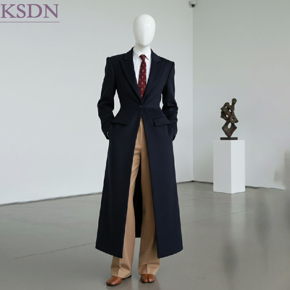Women Formal Wear Dubai - Costume formel pour femmes, coupe ajustée,