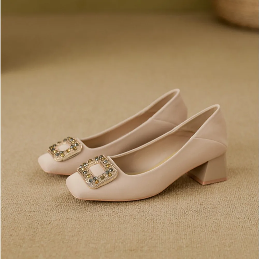 Chaussures à talons hauts pour - Women Formal Wear With Shoes avis et prix