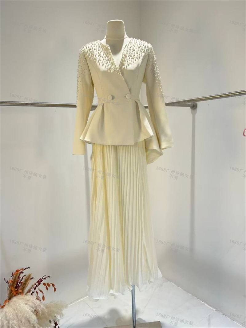 Robe de bal beige élégante orn - Women Formal Party Wear Dress avis et prix